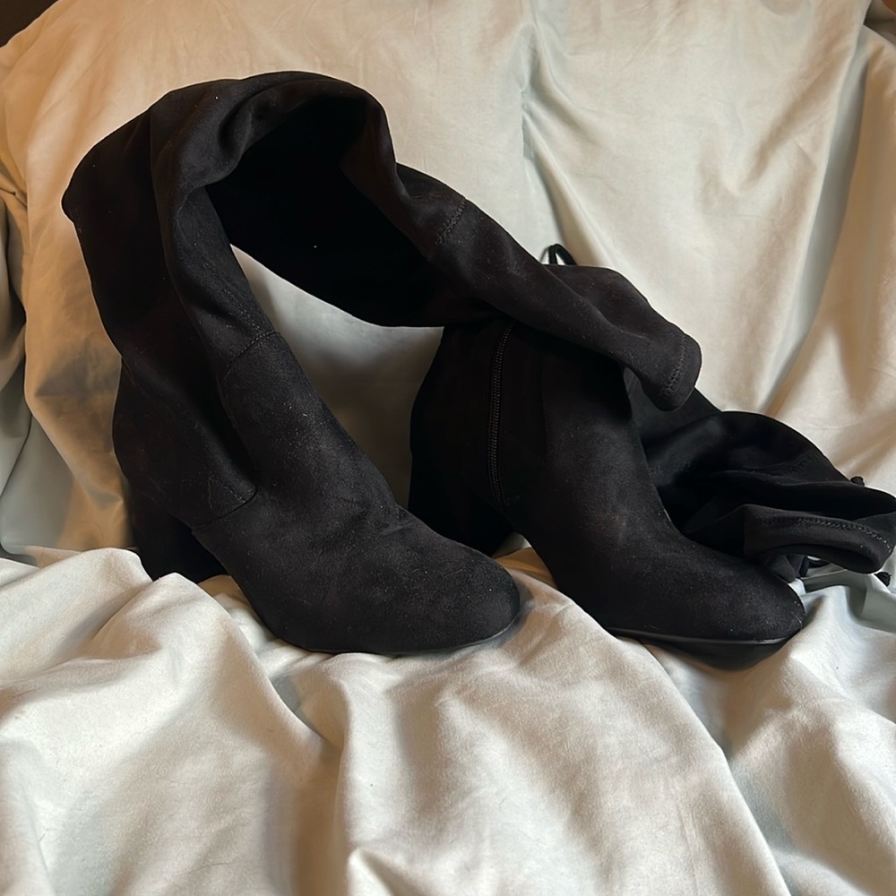 Kelly and Katie NWOT boots